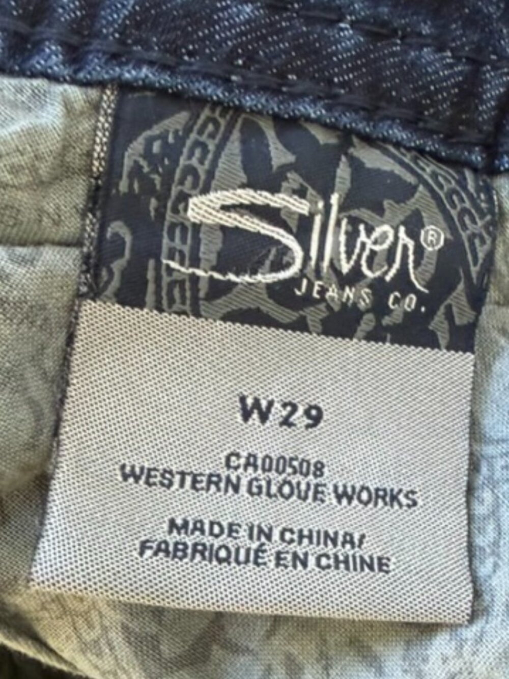 Silver Jeans Suki Capri Dark Wash Y2K Embroidered Jeans W29 - Picture 5 of 9